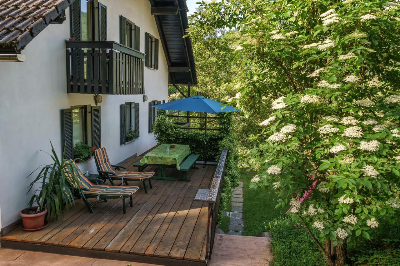 Apartments Zakrasnik Škofja Loka Esterno foto