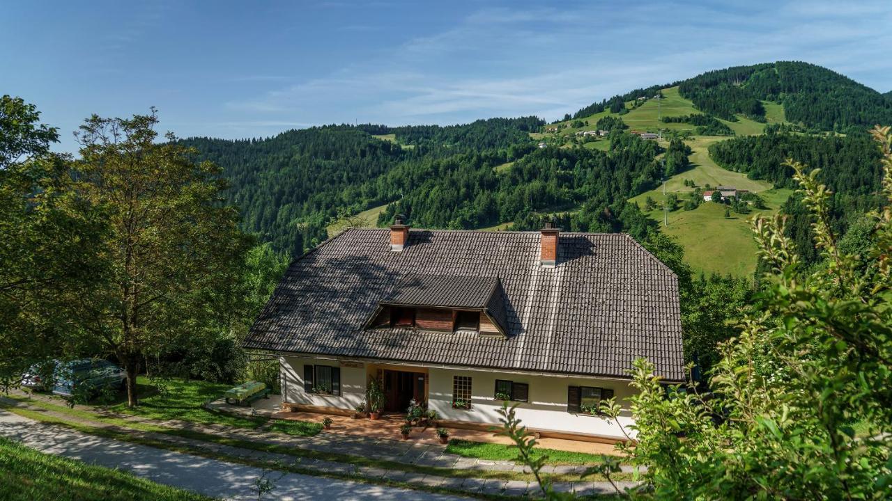 Apartments Zakrasnik Škofja Loka Esterno foto