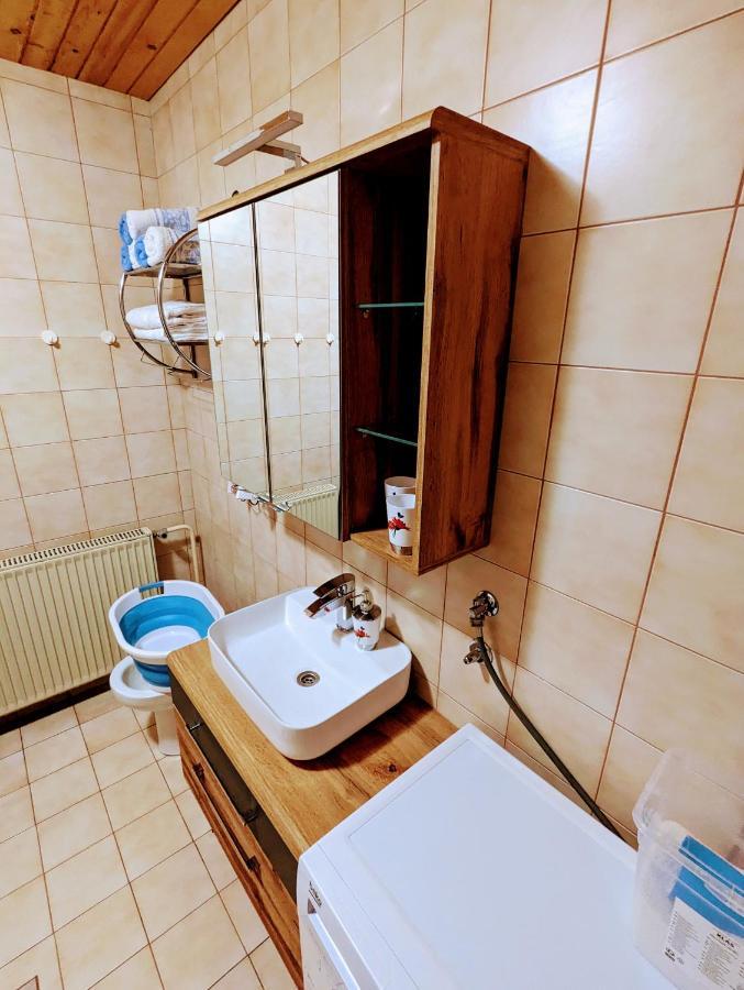 Apartments Zakrasnik Škofja Loka Esterno foto